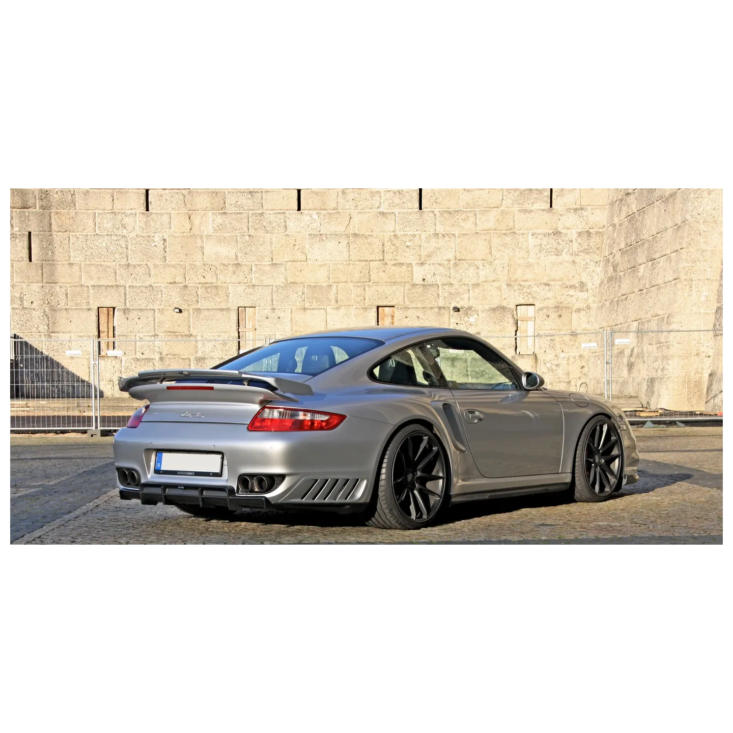 Porsche-911Turbo-997Turbo-Aerokit-Moshammer-Spoiler-Wing-Diffuser-Scoops-1-1.png