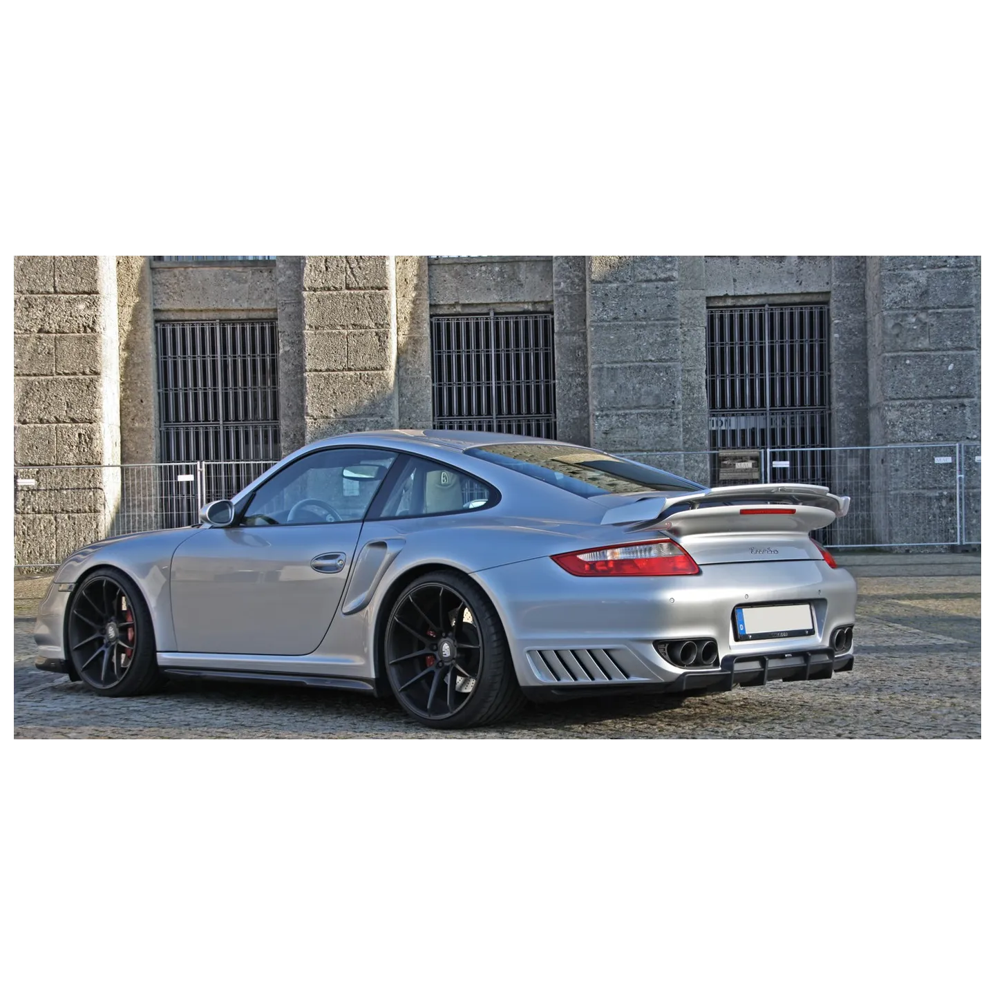 Porsche-911Turbo-997Turbo-Aerokit-Moshammer-Diffuser-Rear-Wing-2-1.png