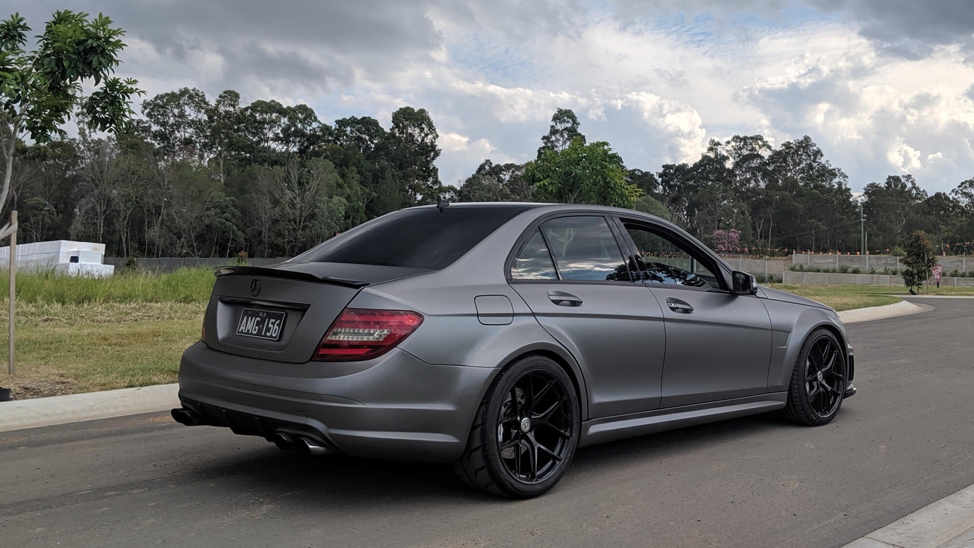 c63_w204-moshammer-wide_arches-fender_flares.jpg